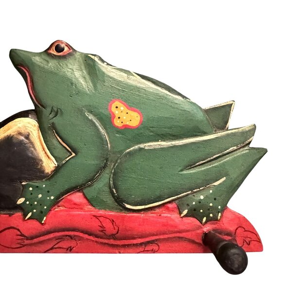 Vintage Pier 1 Handpainted Indonesia Wooden Frog 3 Peg Hook Wall Organizer - Picture 11 of 12